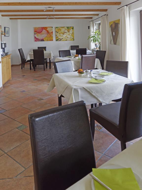 Hotel Garni Mowe Tutzing Bagian luar foto
