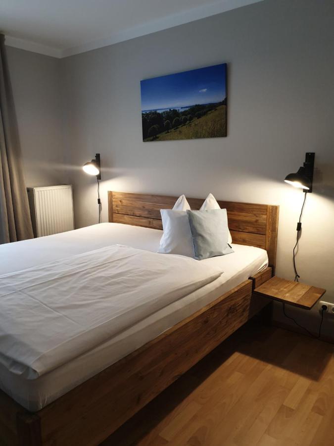 Hotel Garni Mowe Tutzing Bagian luar foto